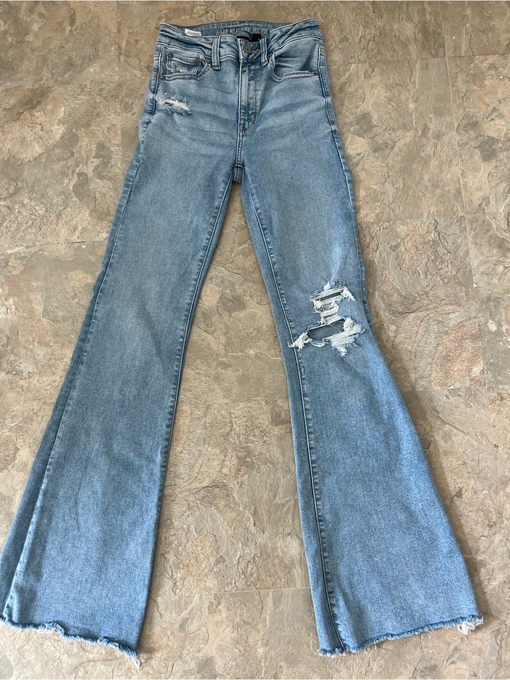 American Eagle Outfitters Light Blue Distressed Flare Jeans Size 2 Tall